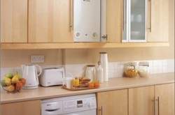 Дизайн кухни 9 кв м с газовой колонкой фото